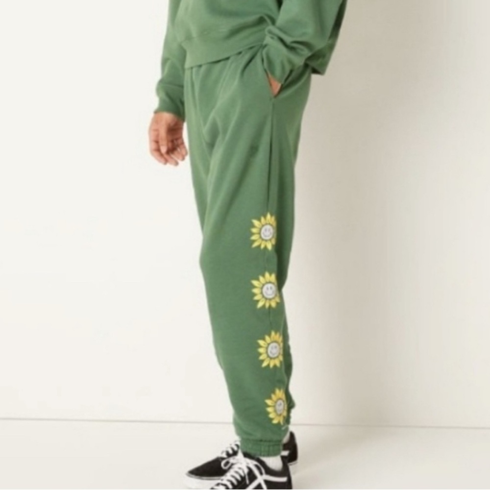 PINK Victoria's Secret Green Joggers with Sunflower Design